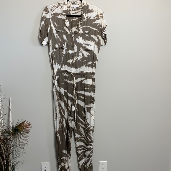 Young Fabulous and Broke Truman Short Sleeve Jumpsuit Size Small - Picture 3 of 16